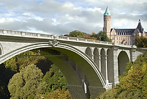 pont-adolphe au Luxembourg.png